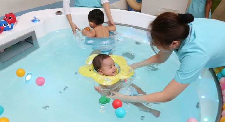 Playplus Baby Spa 1